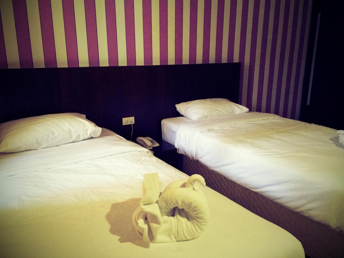 Iraqi Hotel Makkasan Екстериор снимка